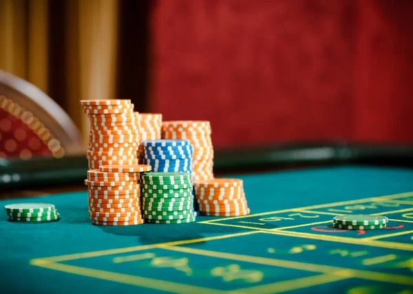 okb Bet Slip dashboard showing live blackjack table and sportsbook wagers