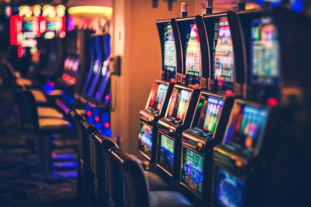 okb Wild West Gold roulette wheel with mechanical spin and real-time broadcast